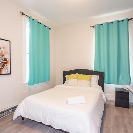 Apartmán Charming Niagara Region Apt. Newly Renovated! Sainte-Catherine Exteriér fotografie